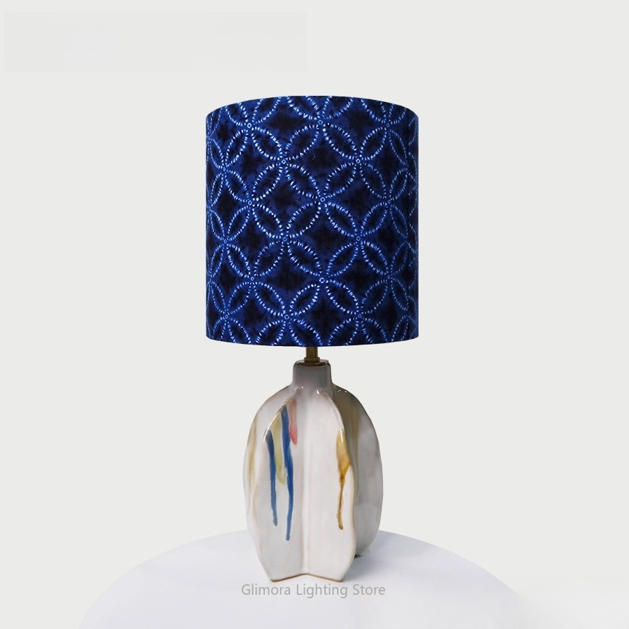 Century Textile & Sewing Supply Hours - Lampe de table en tissu Liberty