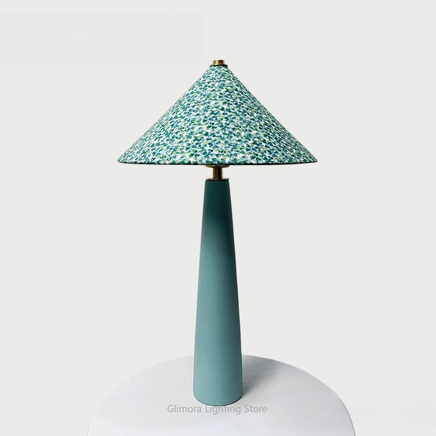 Century Textile & Sewing Supply Hours - Lampe de table en forme de