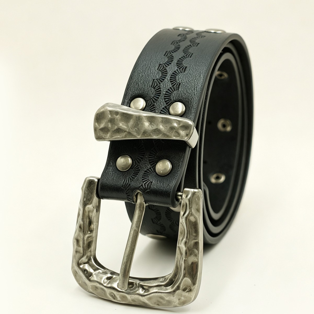 Ceinture large à boucle à ardi - Leather Needle Heavy avis et prix