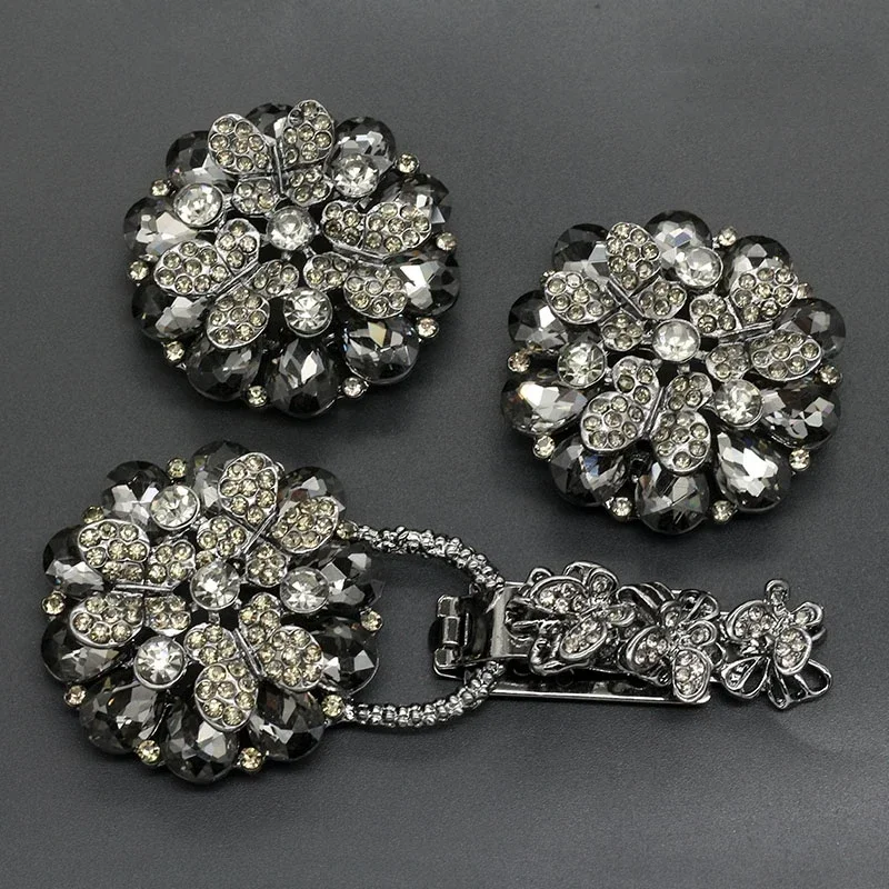 Manteaux de fourrure boucles b - Button Hole Cutter avis et prix