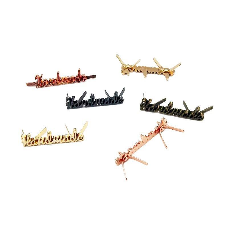 Étiquettes métalliques faites  - Sewing Labels avis et prix